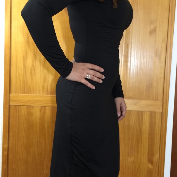 Last 1 in Black Form Fitting Bodycon Lined Dress - Picture 6 of 8